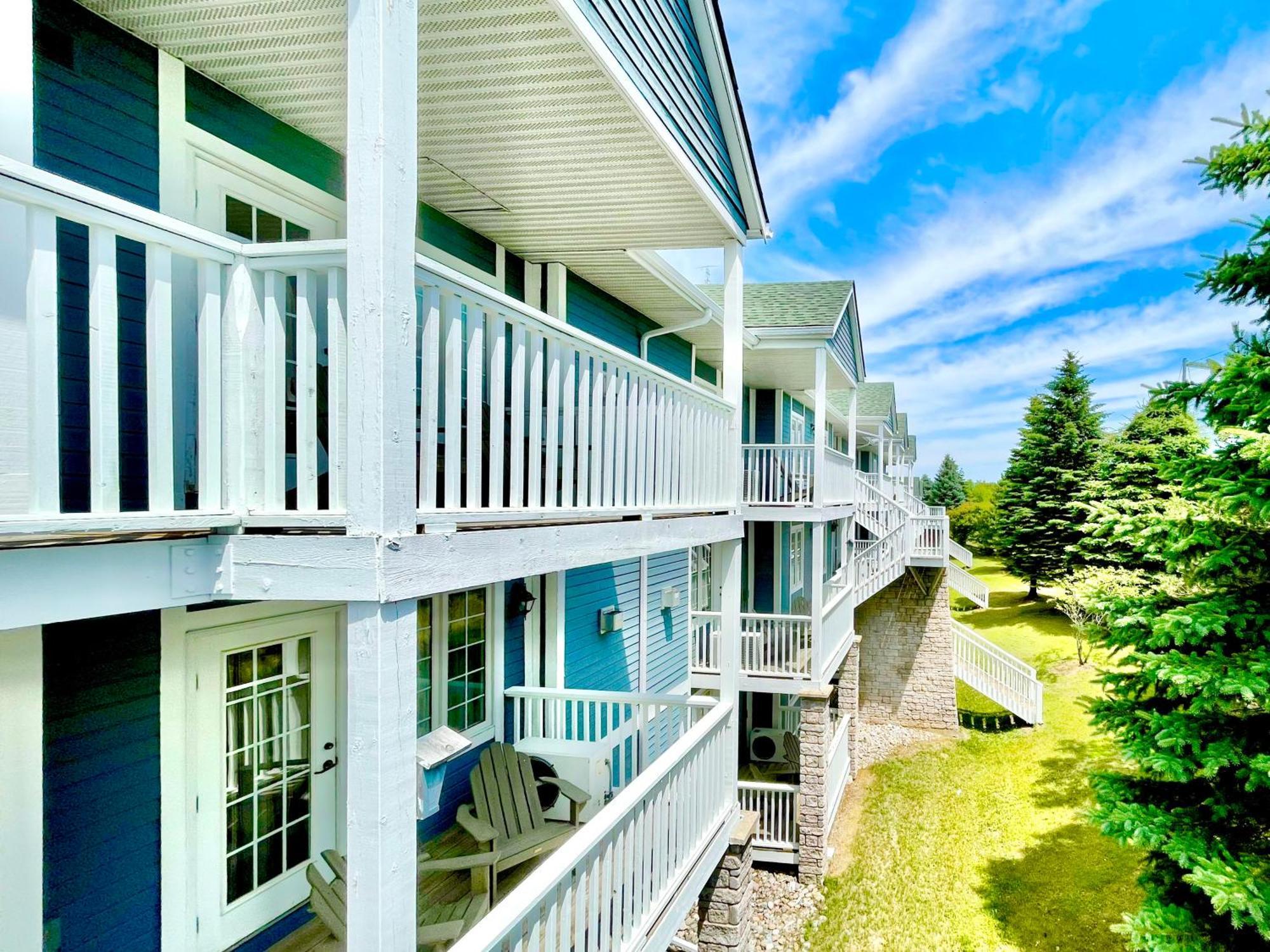 Hillside Haven: Carriage Club Resort Retreat Edgar Extérieur photo